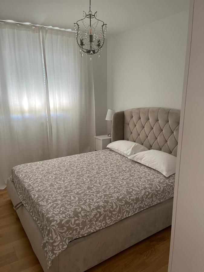 Apartment Leon Макарська Екстер'єр фото